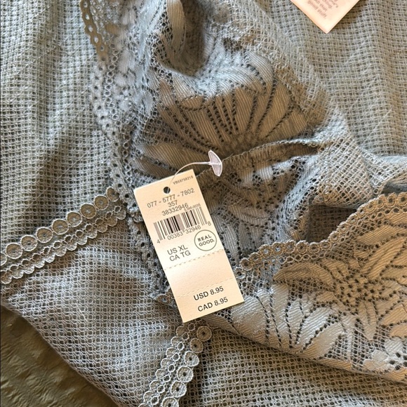 Elegant Lace Women's Panties - Gray - Picture 2 of 3